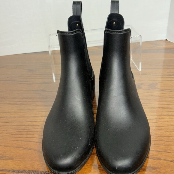 Sam Edelman Chelsea black rain ankle boots/booties. Size 9. EUC. - Picture 3 of 6